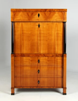 Segretario Biedermeier