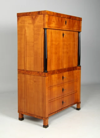 Segreteria biedermeier in ciliegio