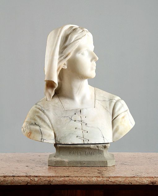 Antike Marmorbüste, Jeanne d'Arc von Giuseppe Bessi, um 1890 - Italien
Marmor, Alabaster
spätes 19. Jahrhundert
