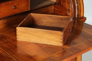 Schwalbenschwanz Zinkung