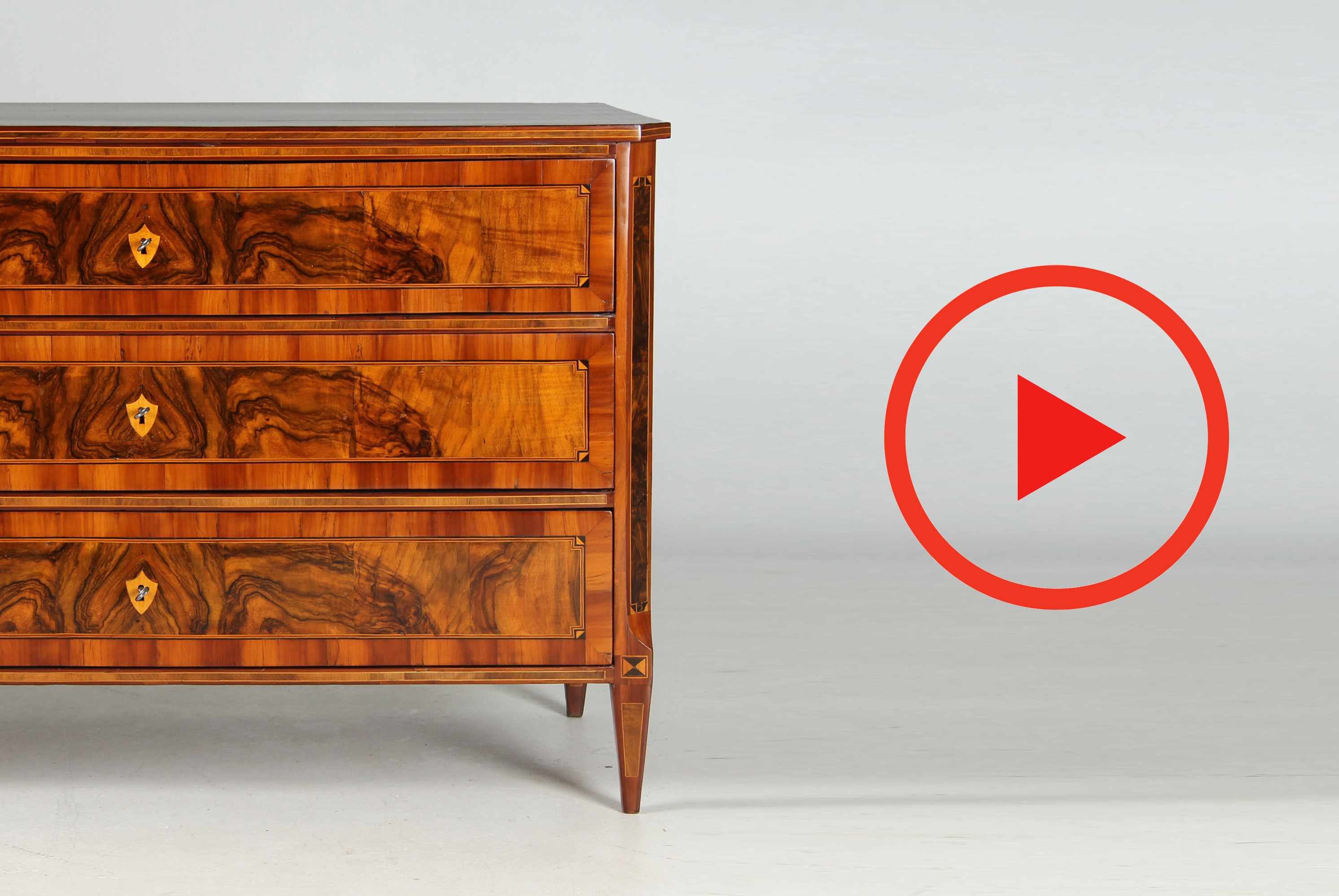 Dresden Louis XVI chest of drawers from the late 18th century