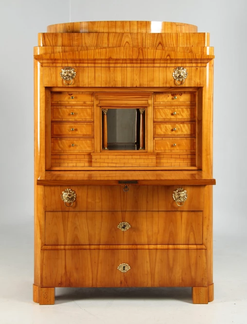 Ancien secrétaire Biedermeier, cerise, vers 1830, restauré - Saxe
Cerise
vers 1835