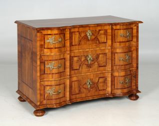 Süddeutschland
Nussbaum, Zwetschge
um 1760