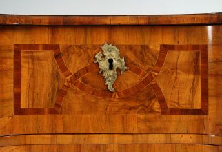 Antike Kommode Barock Beschläge