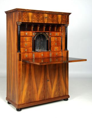 Antiker Biedermeier Sekretär mit Geheimfach, Nussbaum, Kirsche, um 1830
