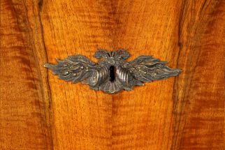 Antiker Biedermeier Sekretär mit Geheimfach, Nussbaum, Kirsche, um 1830