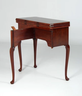 Antikes Verwandlungsmöbel, sog. Harlekin Tisch