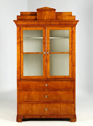 <p>Allemagne du Nord<br />
Bouleau<br />
Biedermeier vers 1830</p>