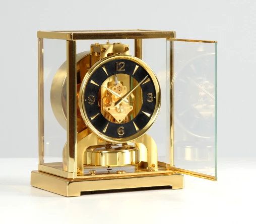 Montre Atmos, Jaeger LeCoultre, cadran noir, année 1962 - Suisse
Laiton
Année de fabrication 1962/63