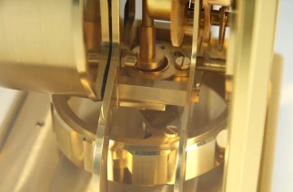 Pendule rotatif Atmos Horloge