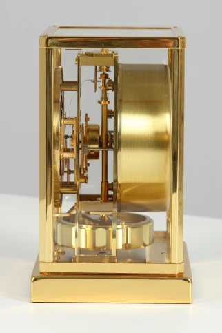 Mouvement revision montre Atmos