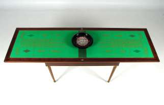 Ancienne table de jeu de roulette Louis XVI en acajou