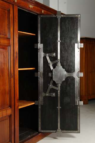 Empire Tresorschrank Mailand 1876
