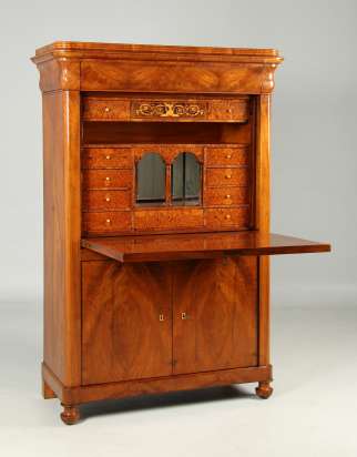 Biedermeier secretary desk in walnut, c. 1830