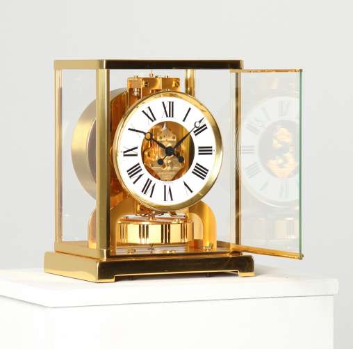 Atmos Schreibtisch Uhr von Jaeger LeCoultre aus dem Jahr 1979 - Schweiz
Messing, Glas
Baujahr 1979