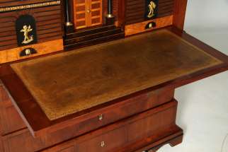Secrétaire Biedermeier en cuir d
