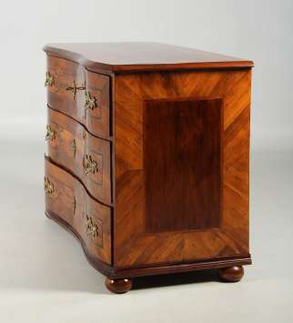 Commode baroque munichoise d